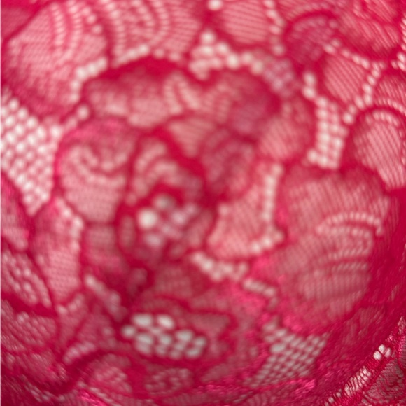 Torrid red lace bra size 48D - Picture 9 of 11